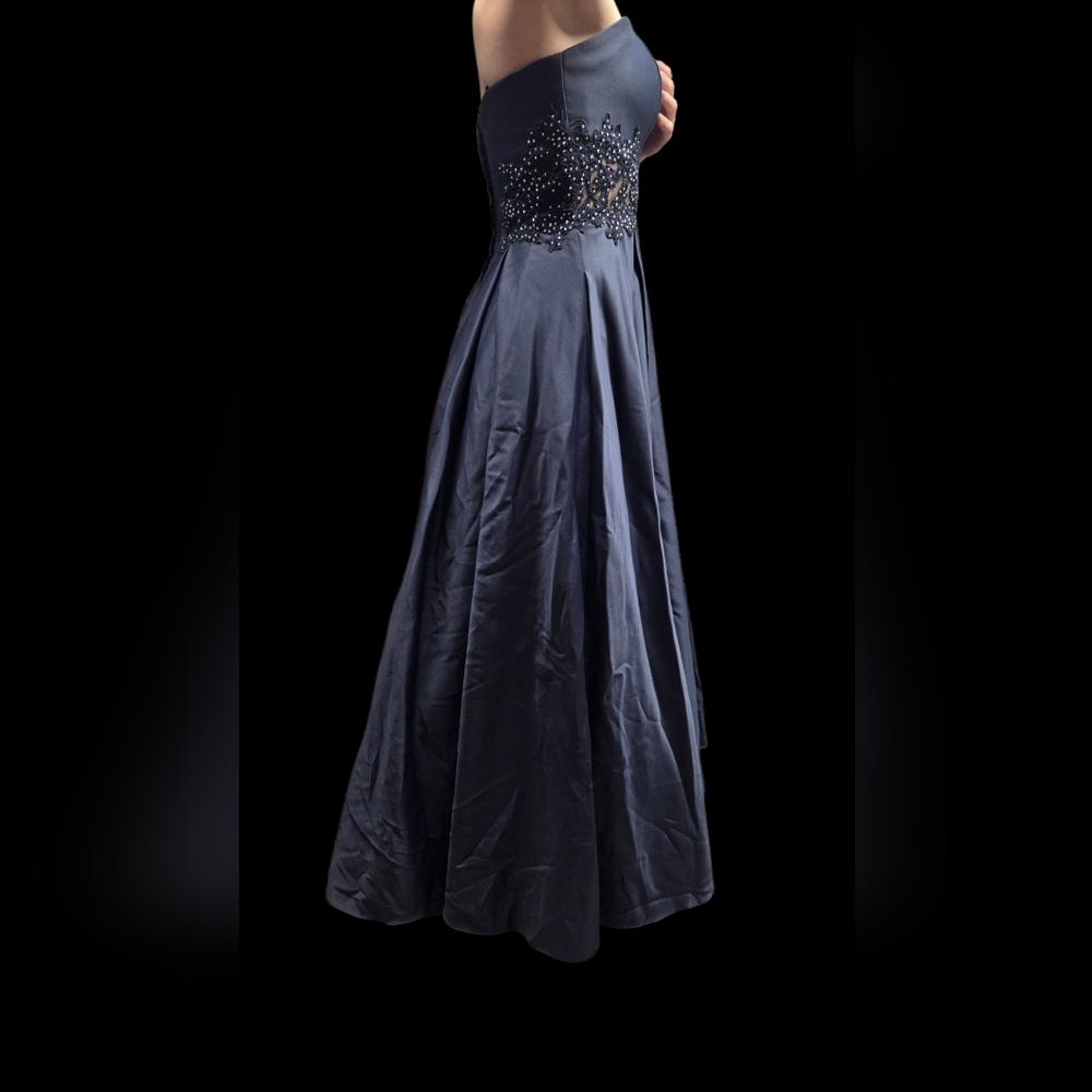 Blondie Nites Elegant Black Gown